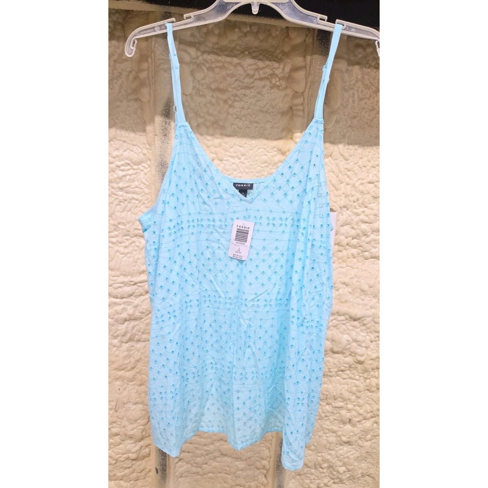 Torrid Sophie V-Neck Challis SL Eyelet Swing Cami Size 3X Light Blue NWT